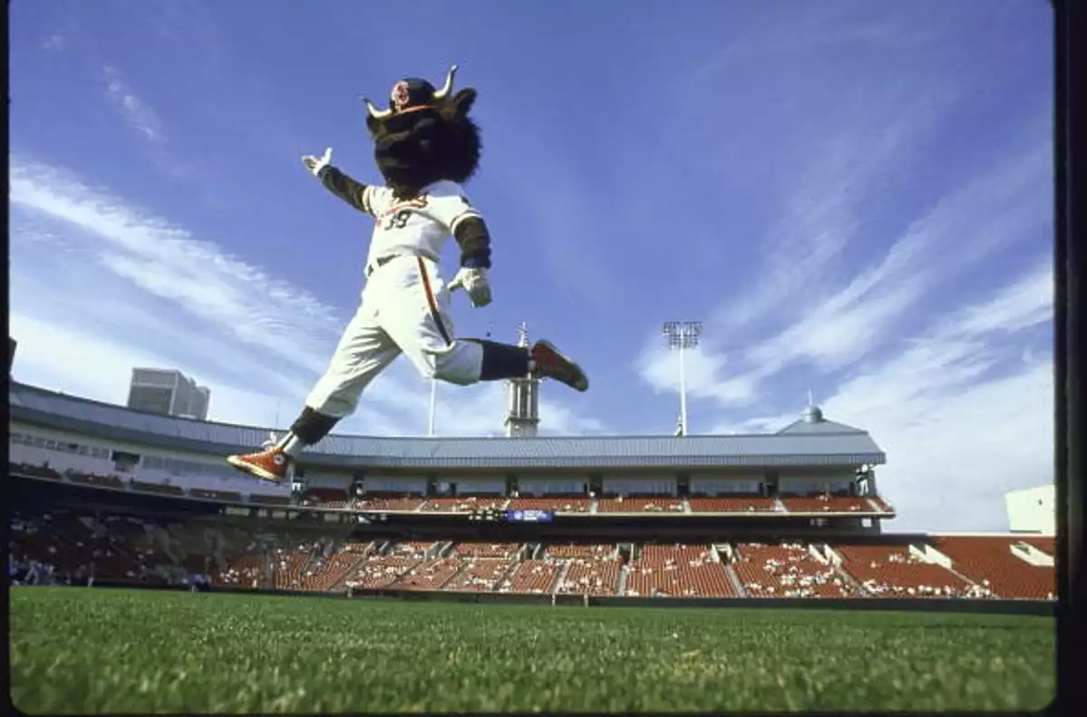 Syracuse Mets at Buffalo Bisons performing live at Sahlen Field.