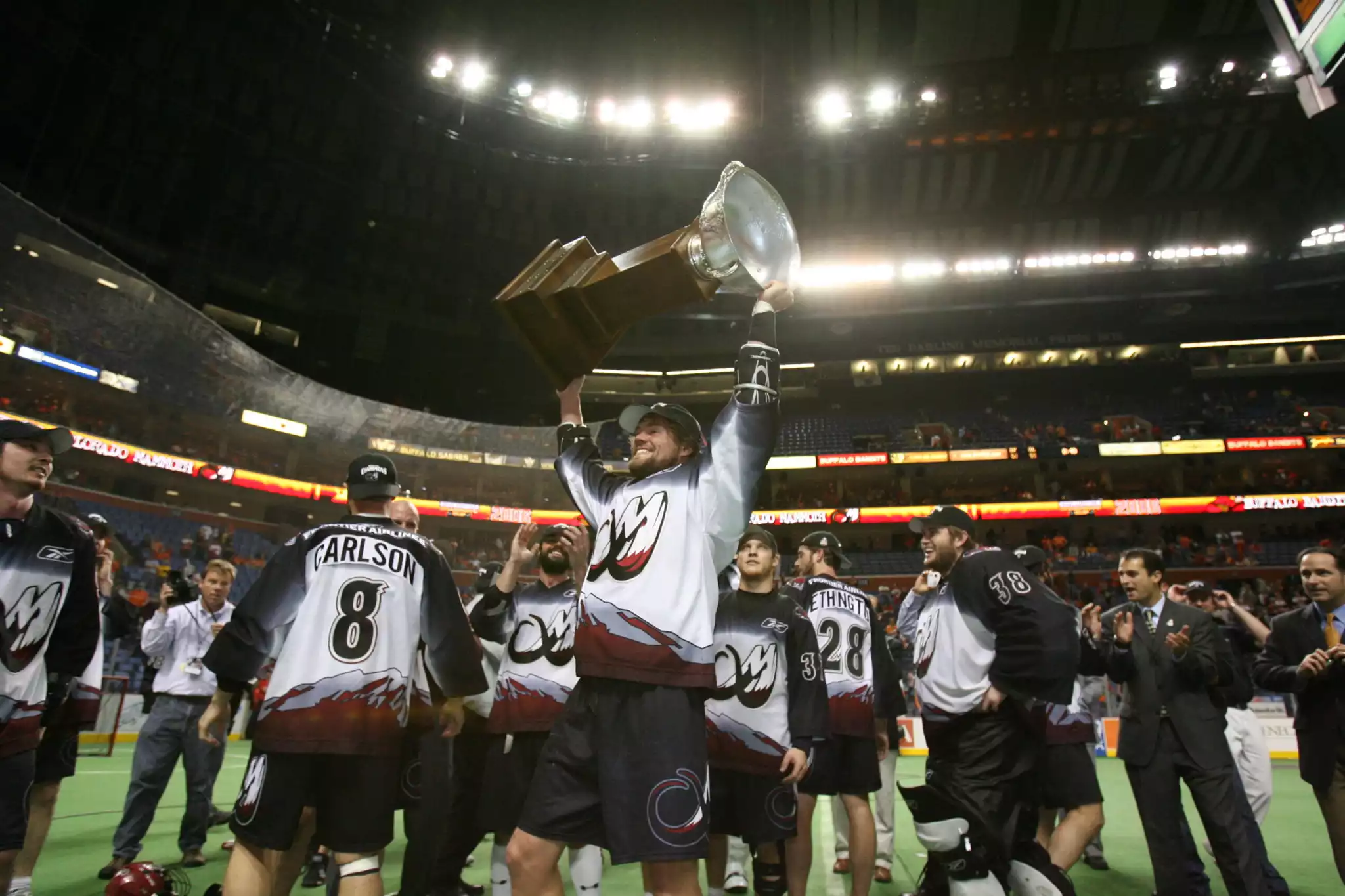 Colorado Mammoth performing live
