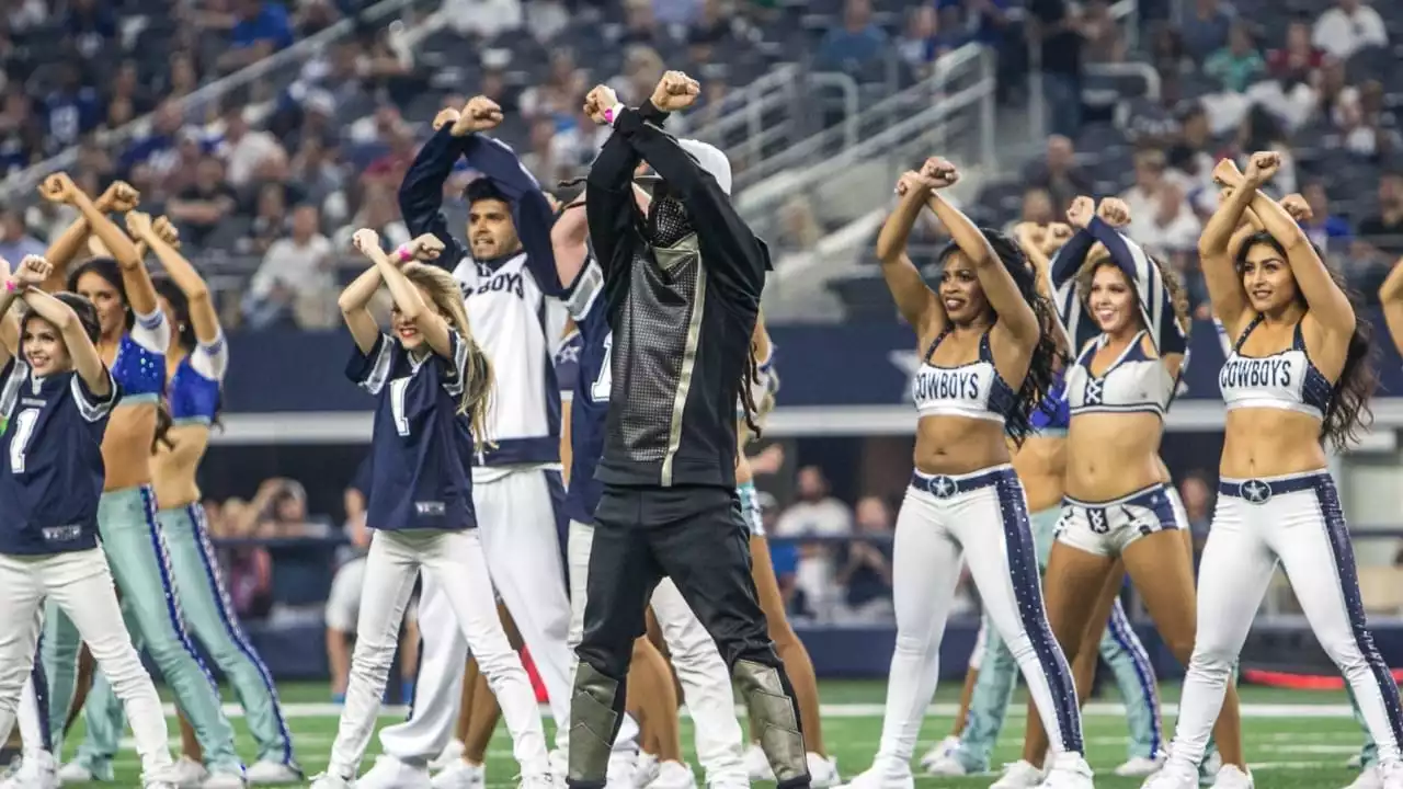 Green Bay Packers at Dallas Cowboys performing live at AT&T Stadium.