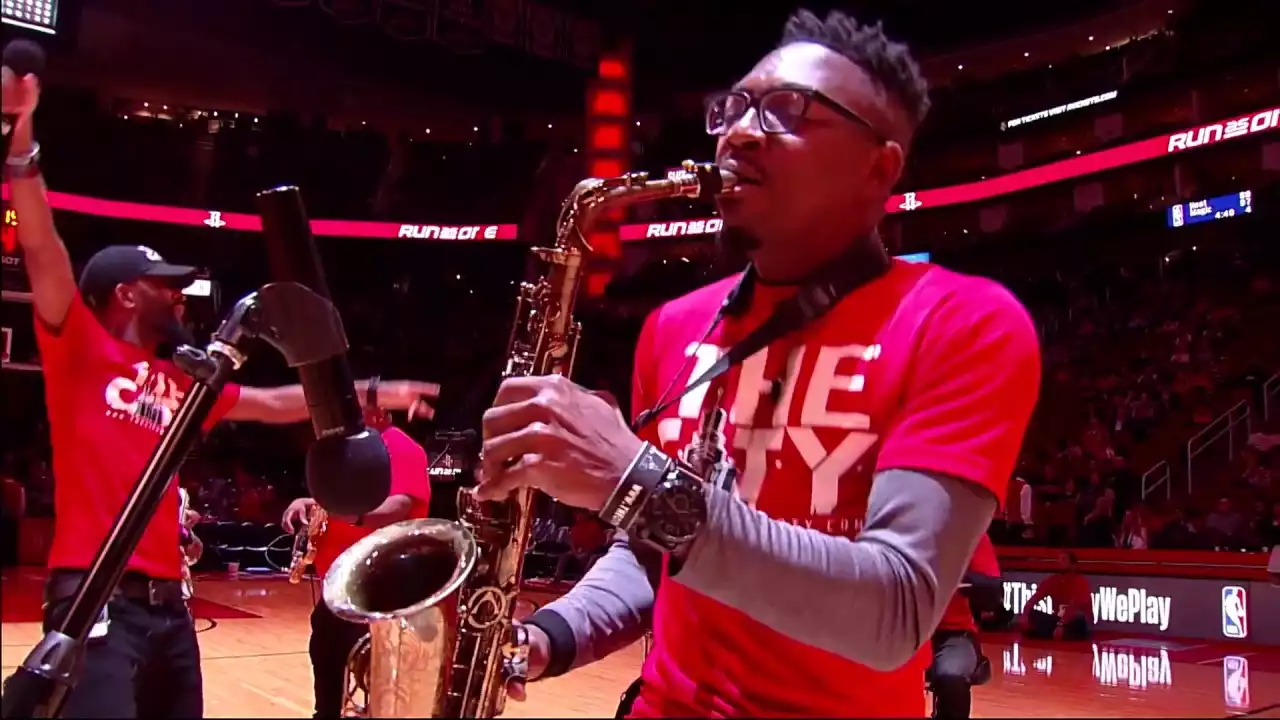 Orlando Magic at Houston Rockets performing live at Toyota Center - TX.