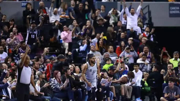 Washington Wizards at San Antonio Spurs performing live at Frost Bank Center.