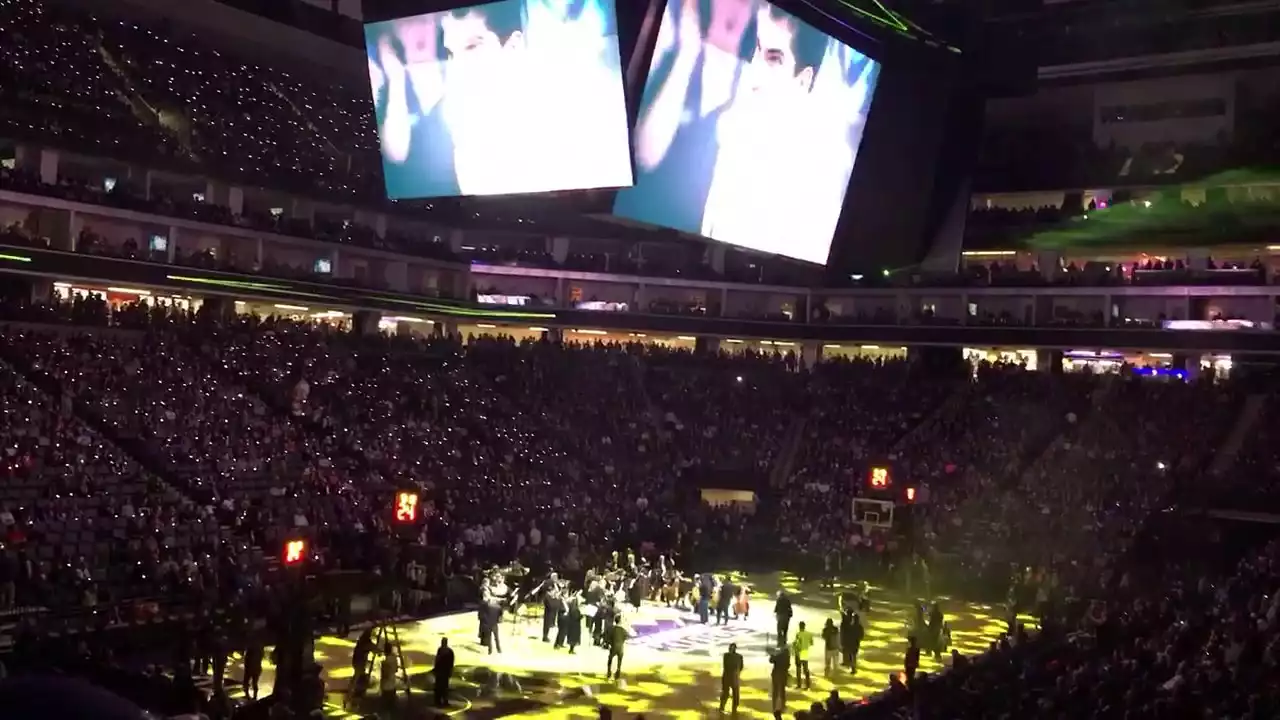 Los Angeles Clippers at Sacramento Kings performing live at Golden 1 Center.