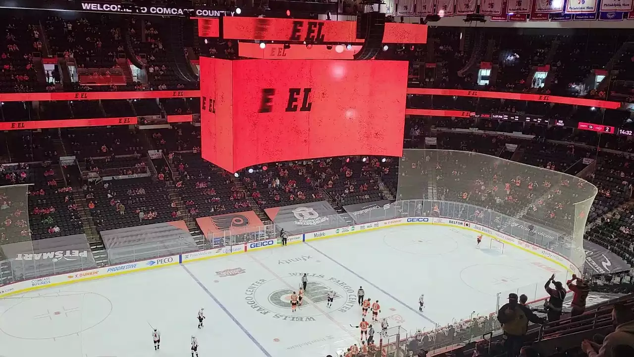Florida Panthers at Philadelphia Flyers performing live at Wells Fargo Center - PA.