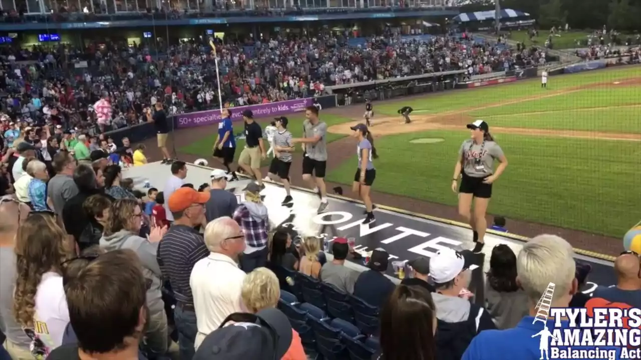 Great Lakes Loons at West Michigan Whitecaps performing live at LMCU Ballpark.