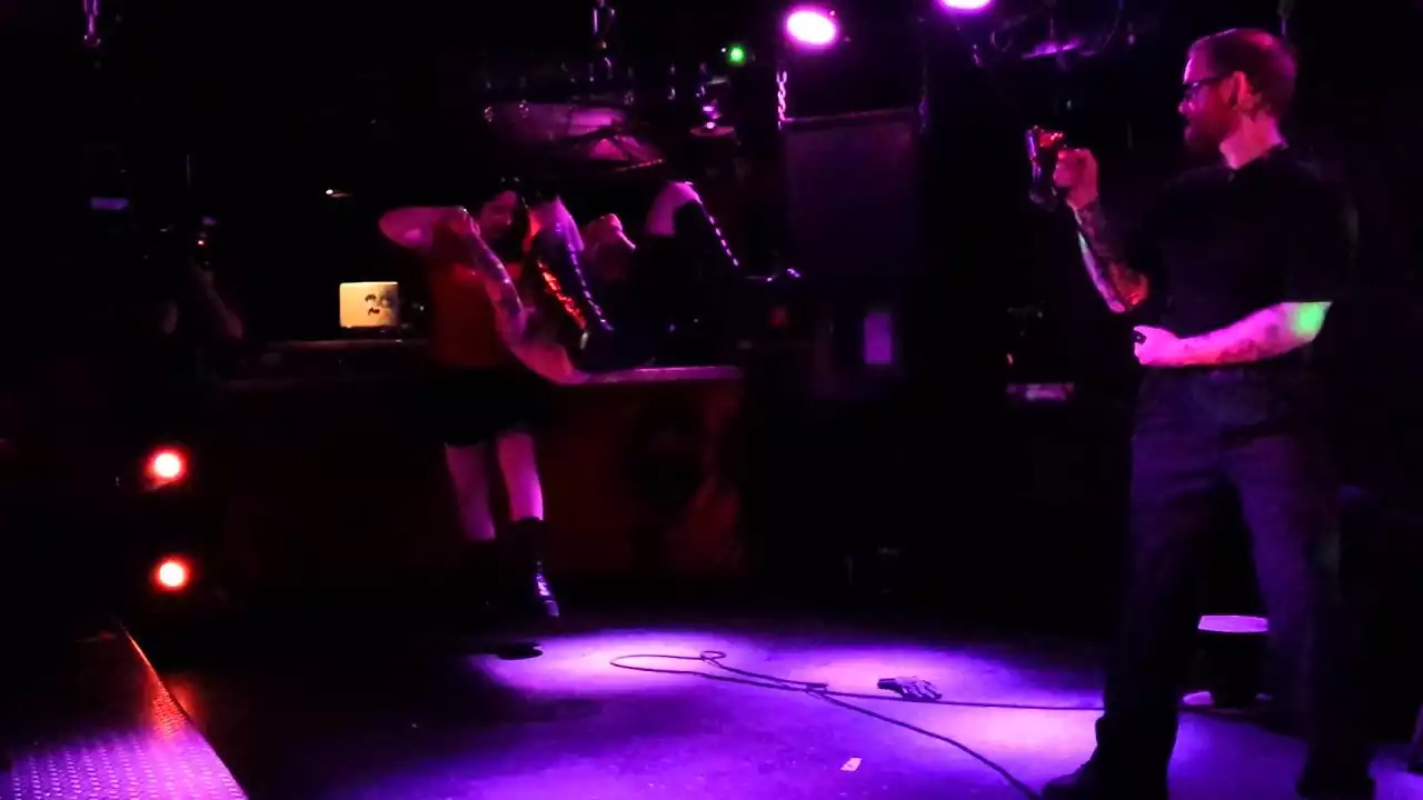 Sabbat de Sade performing live
