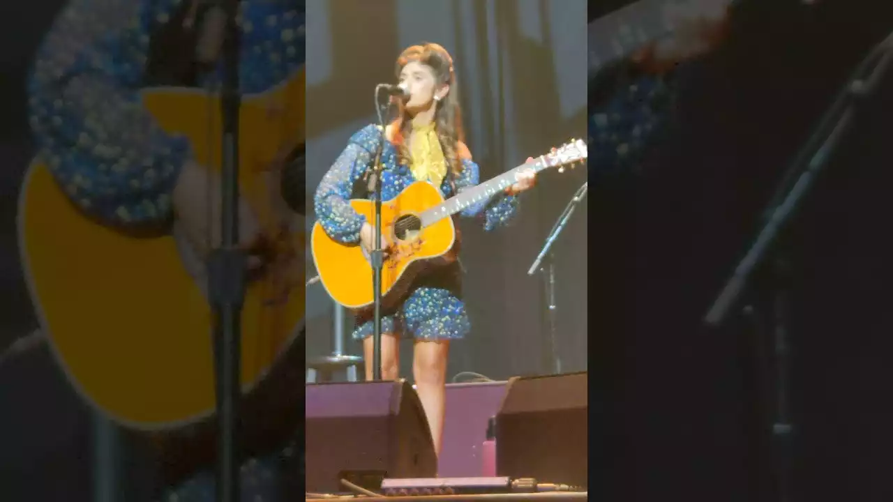 Sierra Ferrell performing live